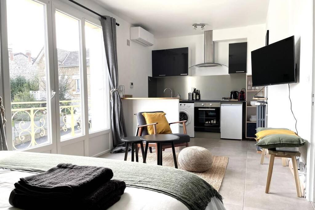 Mon Appart'Hotel - Climatisation Avec Parking Gratuit Brive-la-Gaillarde Exteriör bild