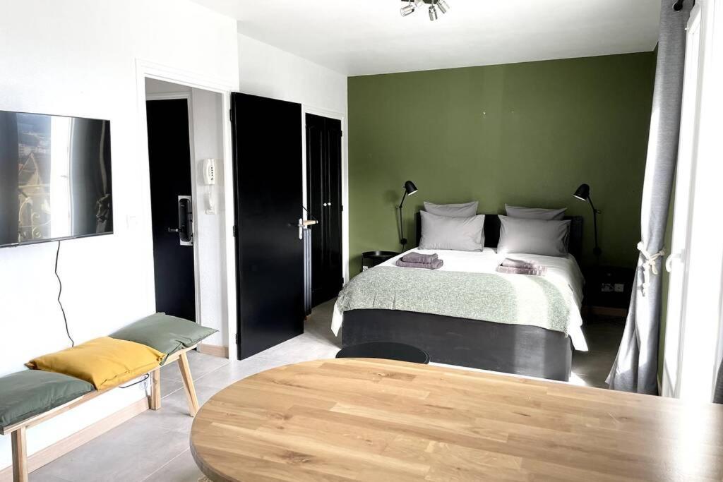 Mon Appart'Hotel - Climatisation Avec Parking Gratuit Brive-la-Gaillarde Exteriör bild