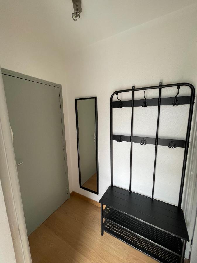 Mon Appart'Hotel - Climatisation Avec Parking Gratuit Brive-la-Gaillarde Exteriör bild